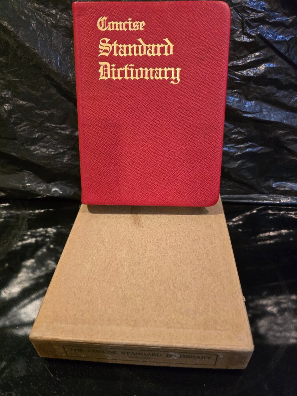 Concise Standard Dictionary of the English Language Funk & Wagnalls 1937 New Box
